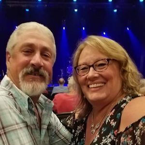 Meet your Posher, Roni